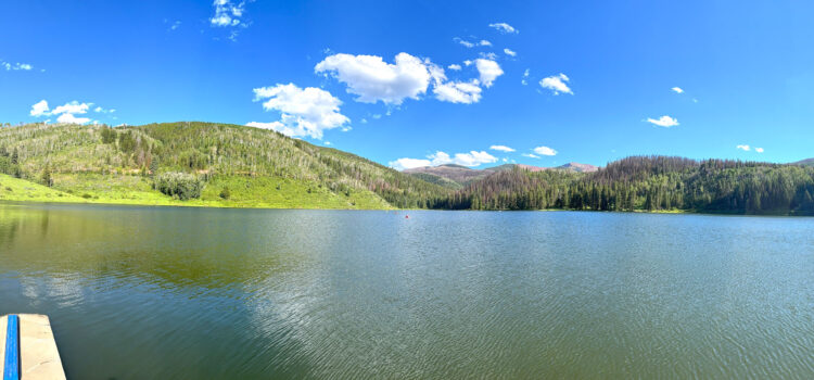 panoramic view of sylvan lake state park in colorado